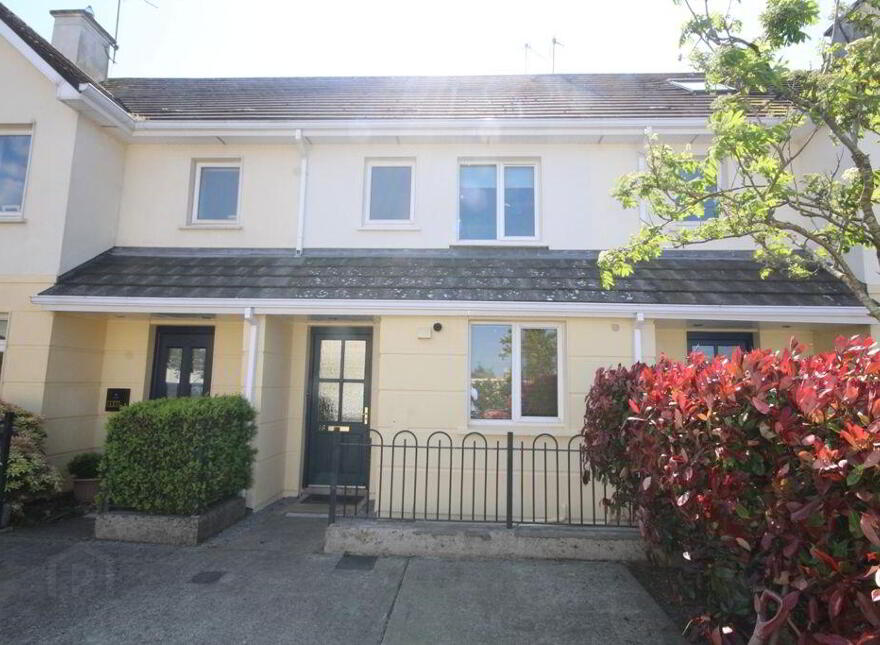 16 Rosewood Green, Bandon, P72D302