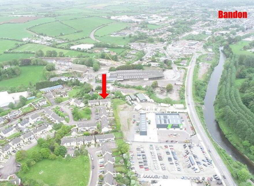 16 Rosewood Green, Bandon, P72D302