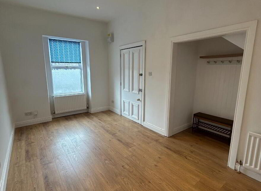Unit 2, 5 West Street, Newtownards, BT23 4EN