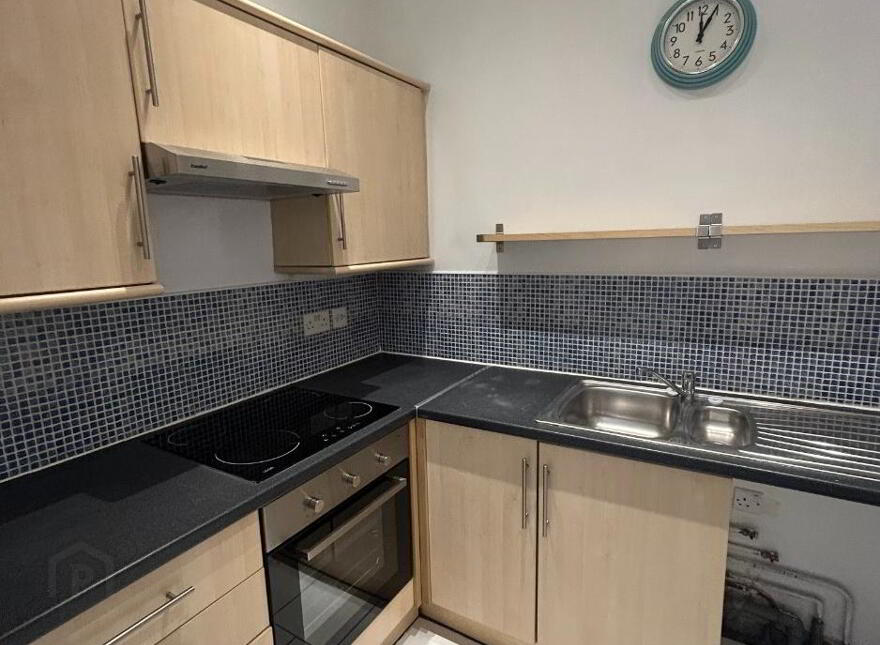 Unit 2, 5 West Street, Newtownards, BT23 4EN