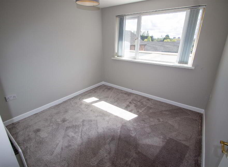 Apt 12, Trench Park, Finaghy Road North, Belfast, BT11 9FG