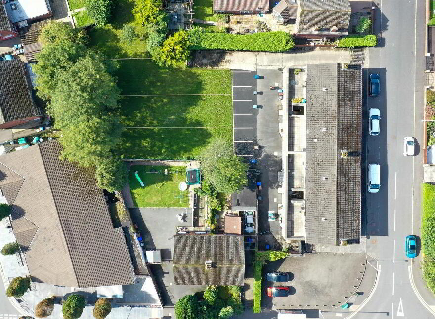 Apt 12, Trench Park, Finaghy Road North, Belfast, BT11 9FG
