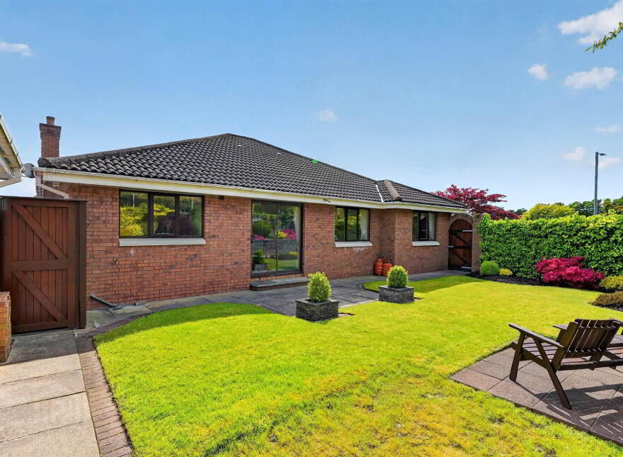 2 Knightsbridge Manor, Stranmillis, Belfast, BT9 5ET