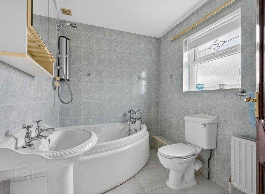 91 Ballymoney Road, Holywood, BT18 0JJ