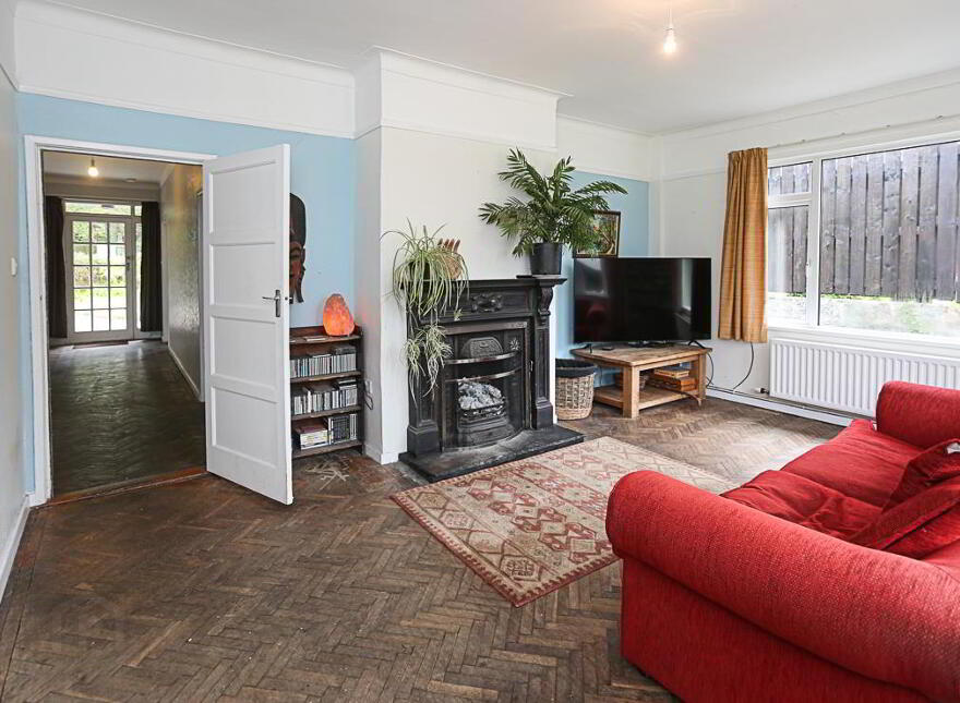 31 Croft Road, Holywood, BT18 0PR