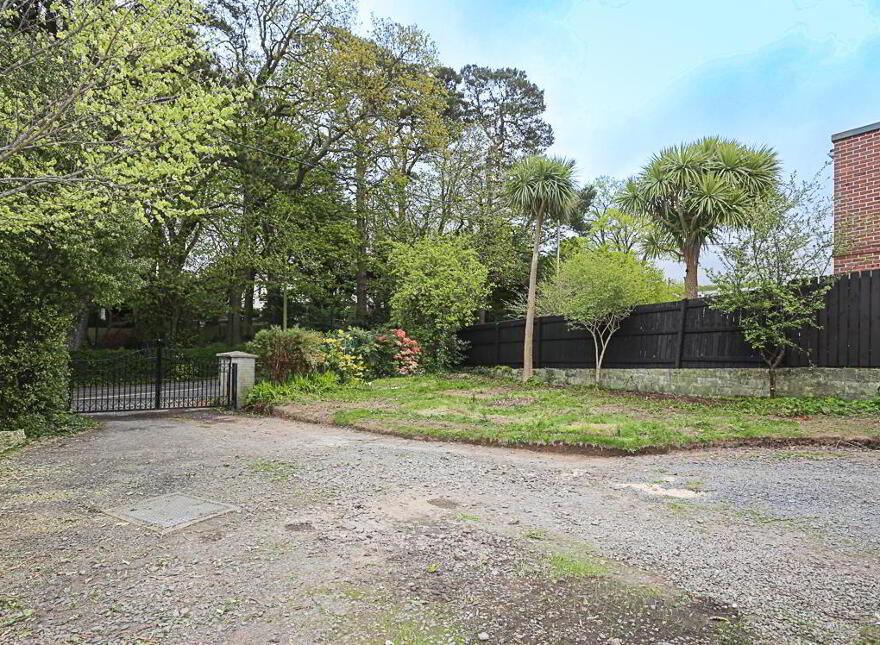 31 Croft Road, Holywood, BT18 0PR