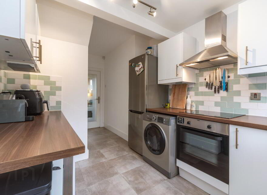 60 Roddens Crescent, Belfast, BT5 7JP