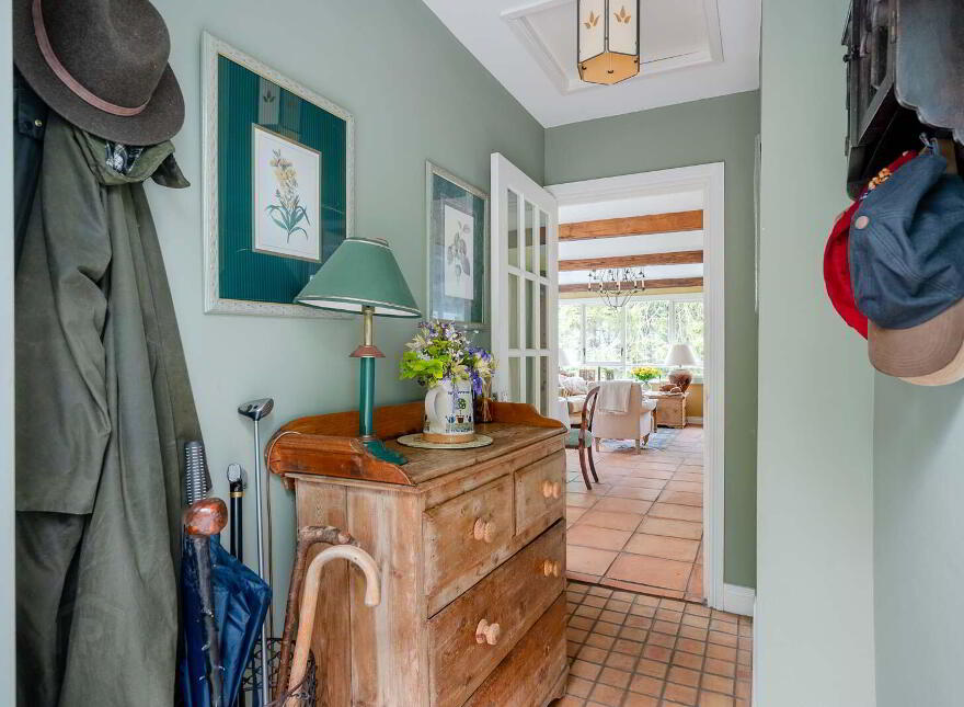Loughview House, 26 Ballygrainey Road, Holywood, BT18 0HE
