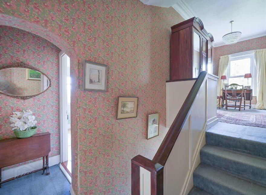 Loughview House, 26 Ballygrainey Road, Holywood, BT18 0HE