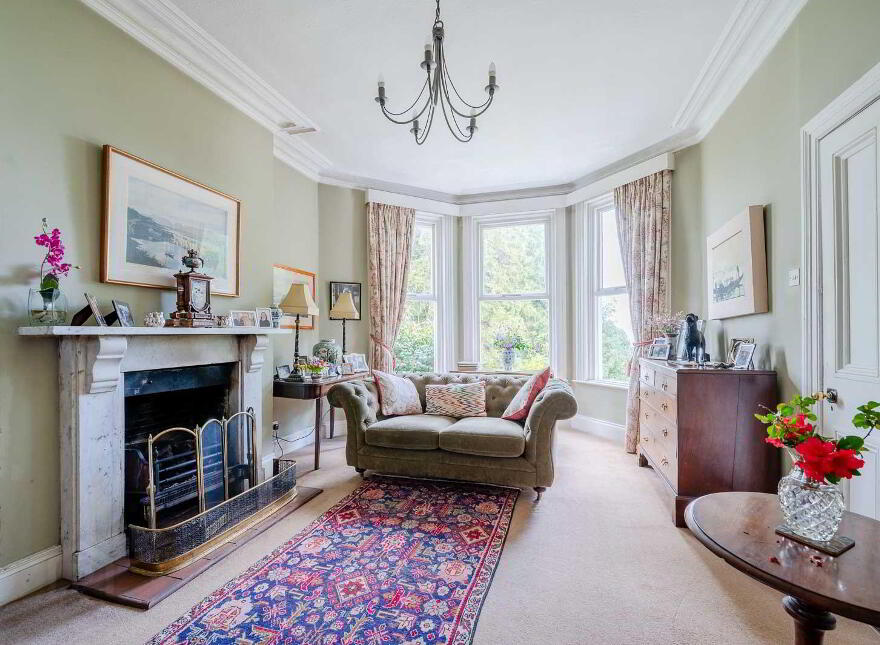 Loughview House, 26 Ballygrainey Road, Holywood, BT18 0HE