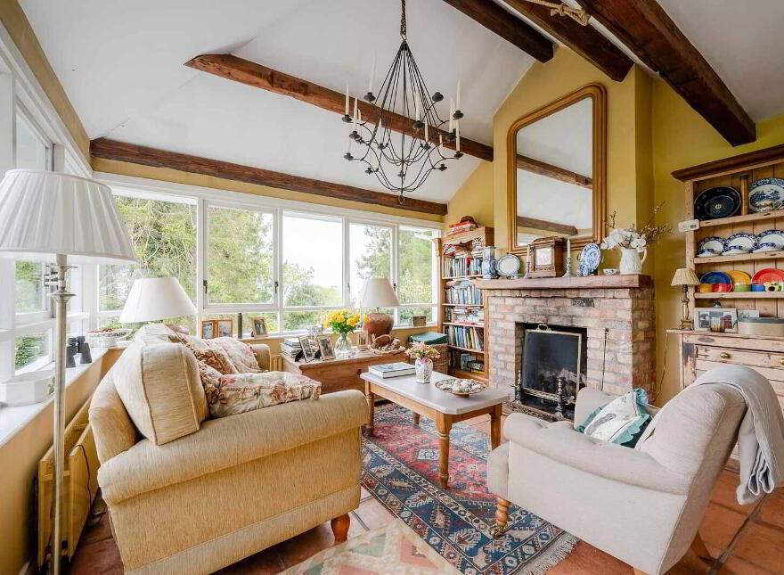 Loughview House, 26 Ballygrainey Road, Holywood, BT18 0HE