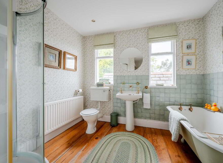 Loughview House, 26 Ballygrainey Road, Holywood, BT18 0HE
