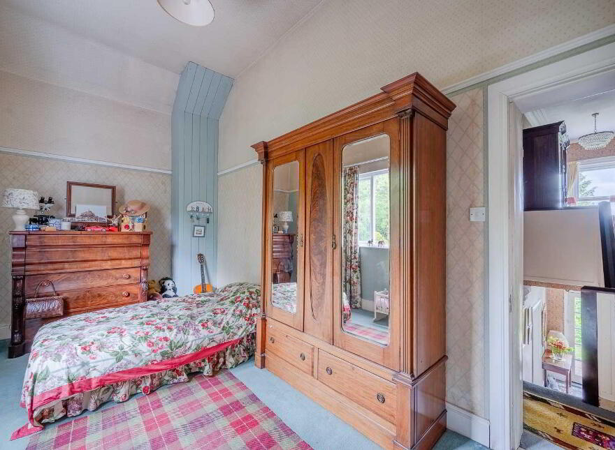 Loughview House, 26 Ballygrainey Road, Holywood, BT18 0HE