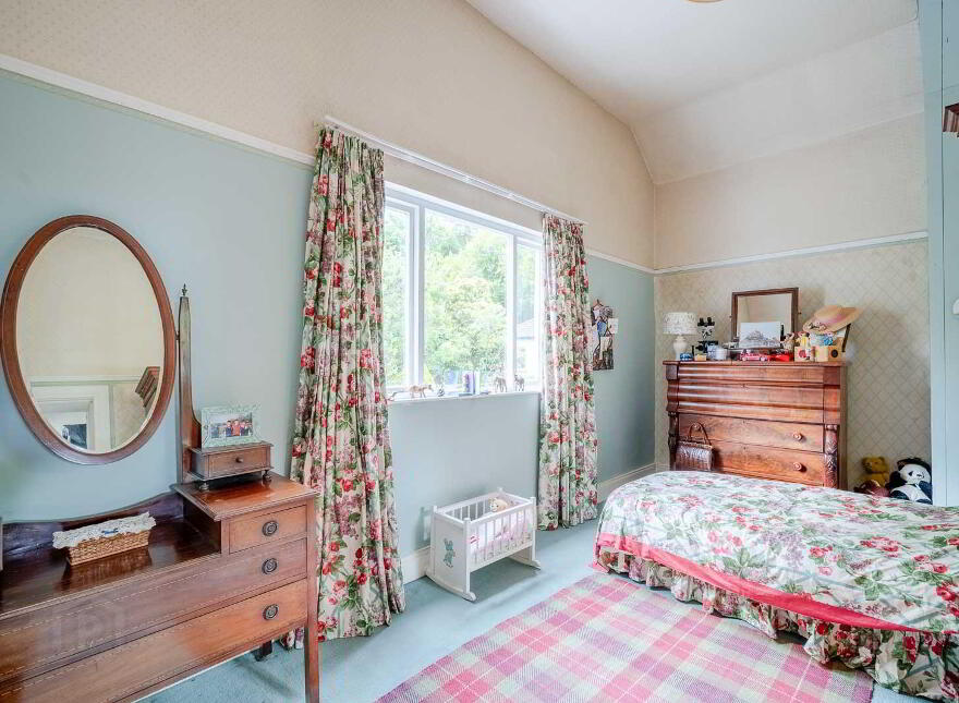 Loughview House, 26 Ballygrainey Road, Holywood, BT18 0HE
