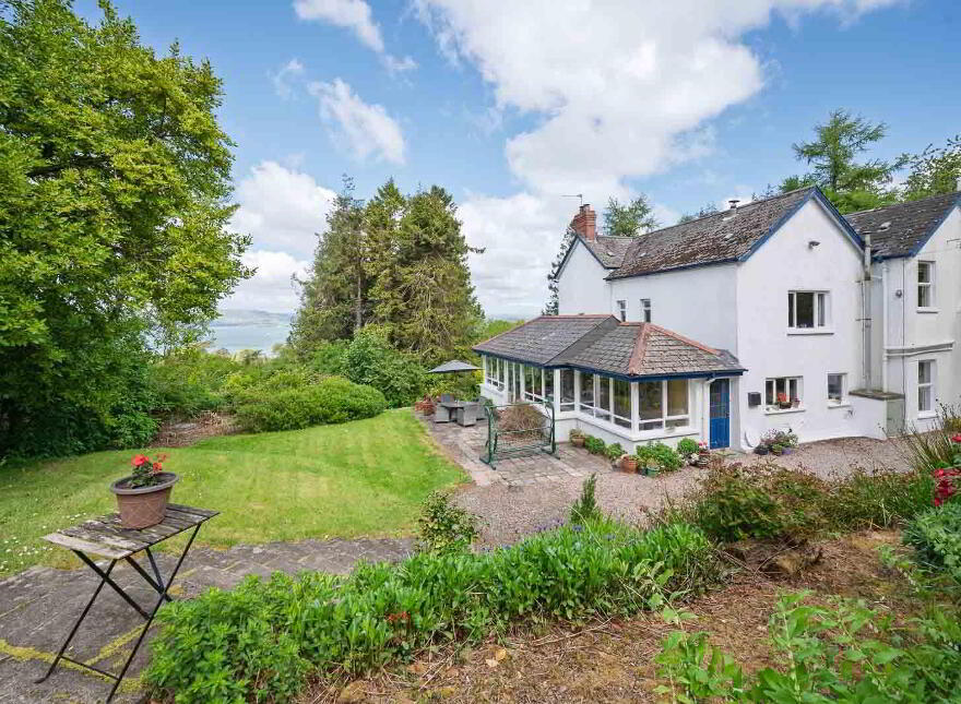 Loughview House, 26 Ballygrainey Road, Holywood, BT18 0HE