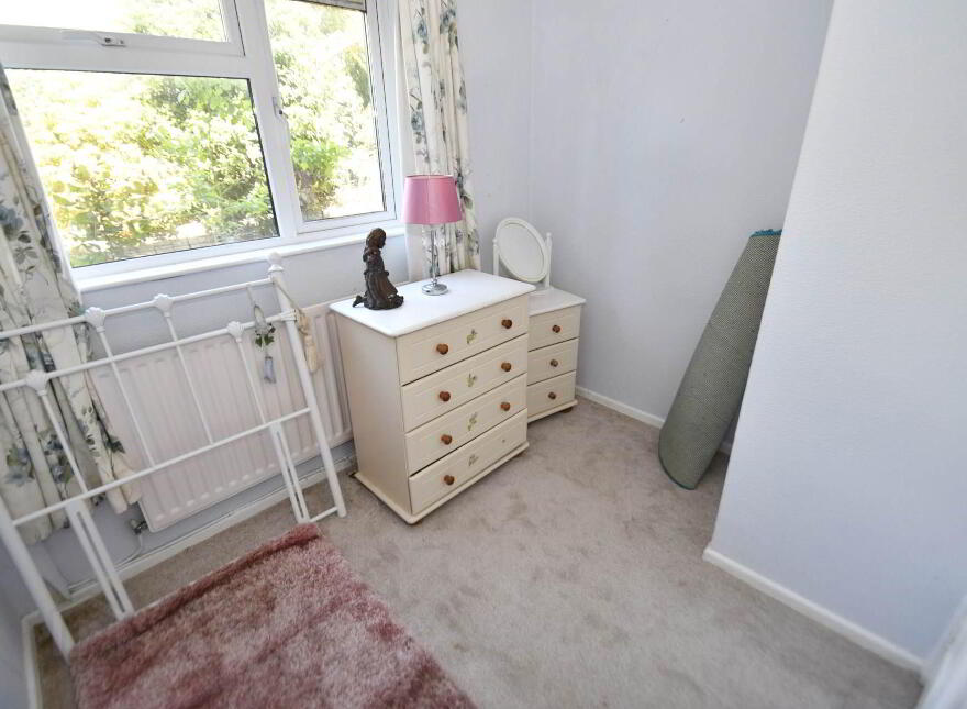 42 Glasvey Drive, Dunmurry, Belfast, BT17 0ED