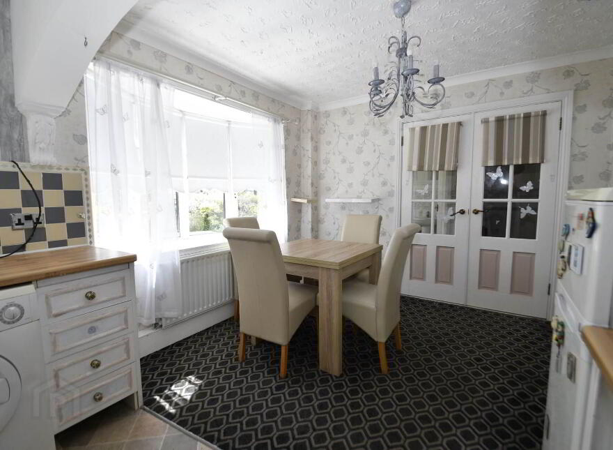 42 Glasvey Drive, Dunmurry, Belfast, BT17 0ED