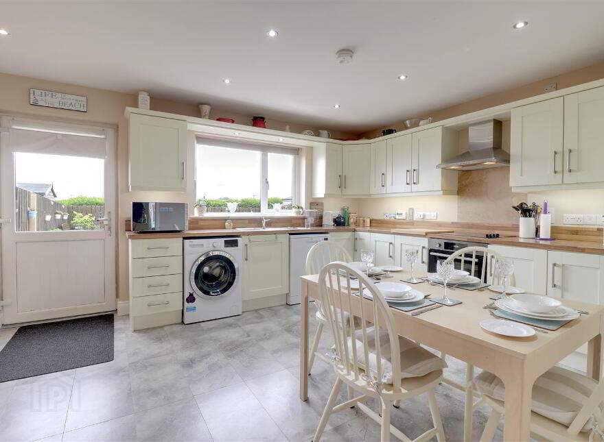 4 Ringbuoy Mews, Cloughey, Newtownards, BT22 1RZ