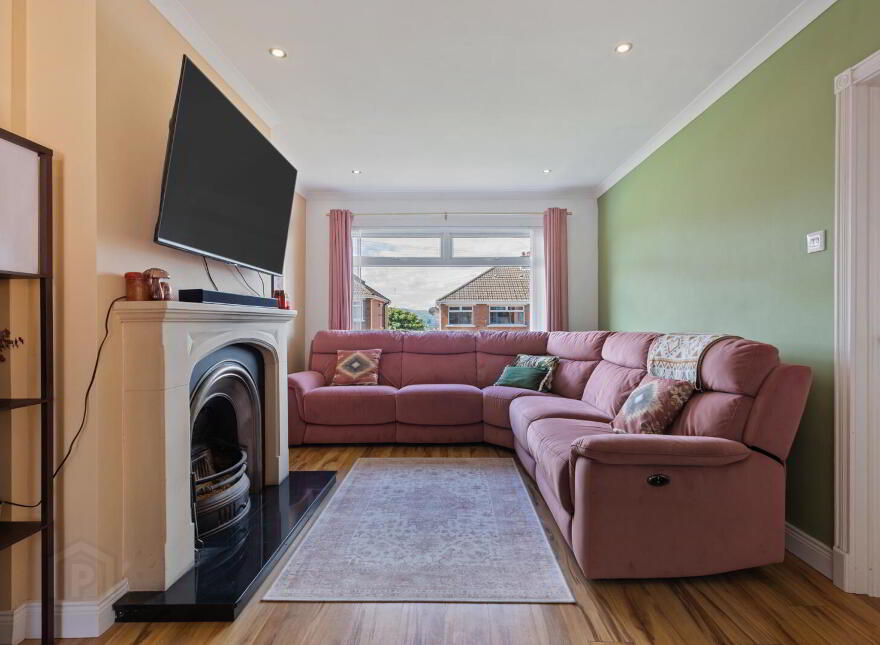 6 Castlemore Avenue, Belfast, BT6 9RF