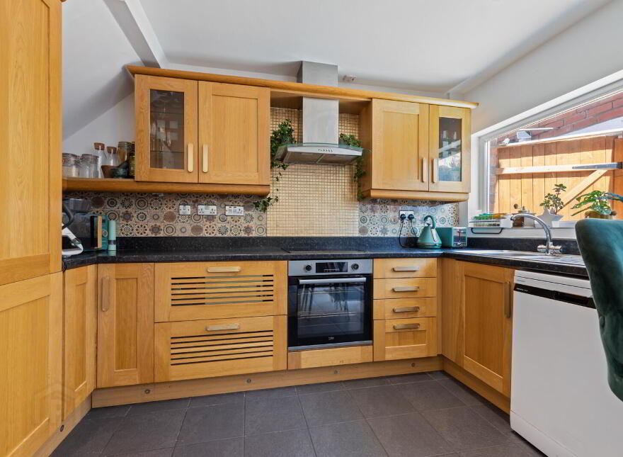 6 Castlemore Avenue, Belfast, BT6 9RF