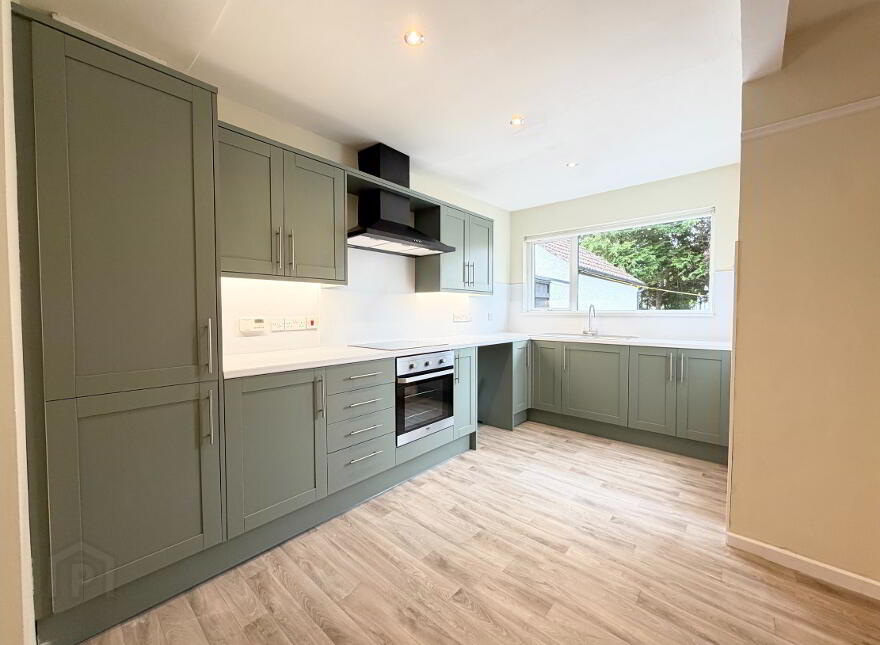 2 Deramore Avenue, Ballymena, BT43 7EE