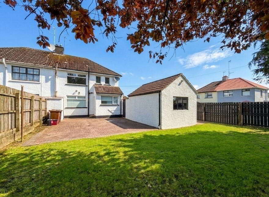2 Deramore Avenue, Ballymena, BT43 7EE