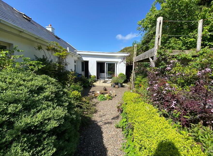 Roxborough, Kilcar, F94C796