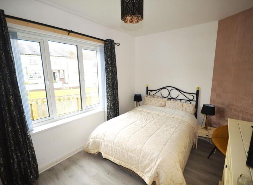 239 St Eunan's Terrace, Raphoe, F93Y4X8
