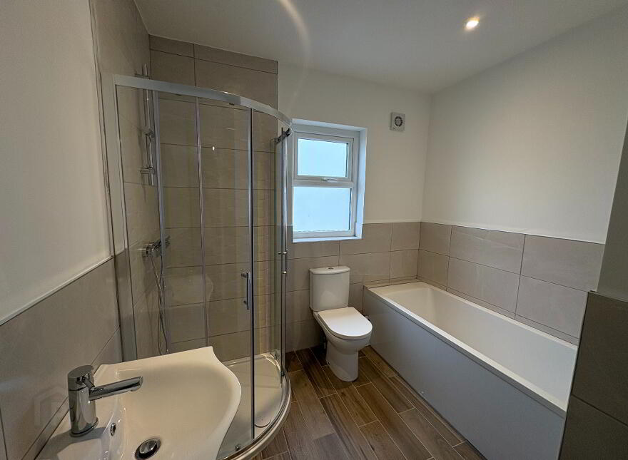 3 BEDROOM END TOWNHOUSE, 18 Castletown Brae, Fintona