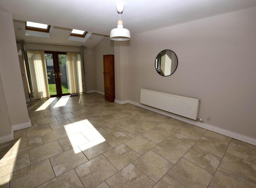 98 Rampart View, Virginia, A82P7N8