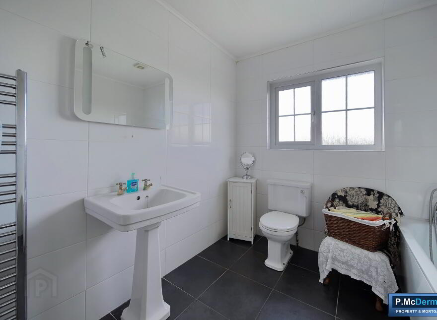 44 Learmount Road, Claudy, BT47 4AQ