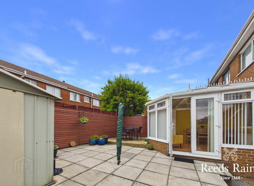 12 Fernmore Avenue, Bangor, BT19 6EH