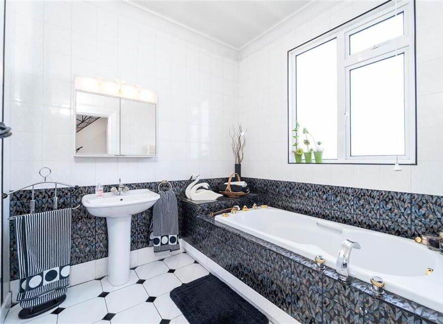 Innisfail, 114 Princetown Road, Bangor, BT20 3TG