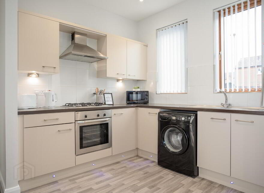 Room 4, Epworth Street, Belfast, BT5 4QR