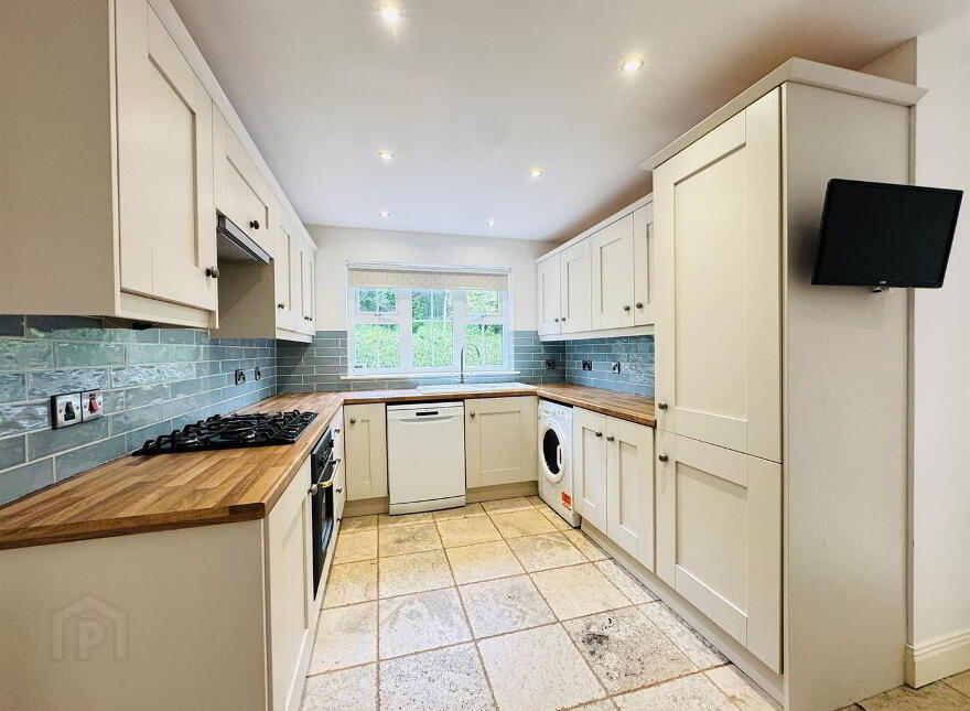 10 Tobar Glen, O'Neill Road, Newtownabbey, BT36 6UG