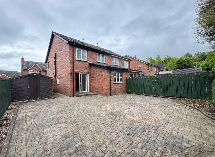 10 Tobar Glen, O'Neill Road, Newtownabbey, BT36 6UG