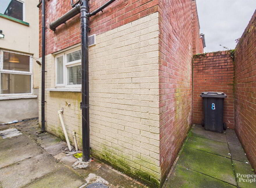 8 Harper Street, Belfast, BT5 4EN