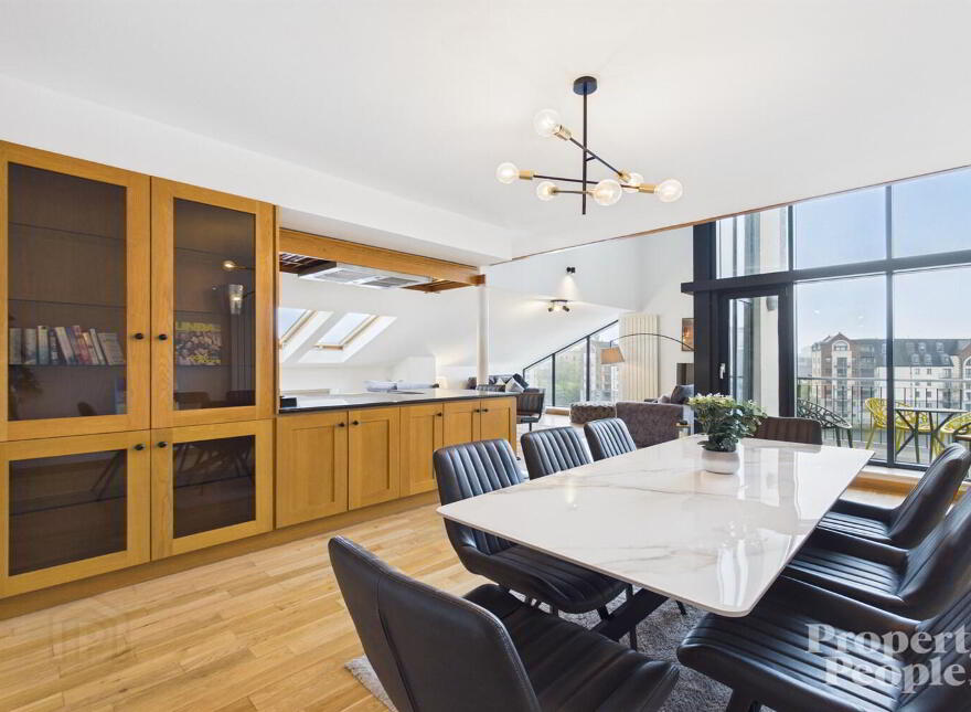 Apartment 18 Pottinger's Quay 25 Short Strand, Belfast, BT5 4AS