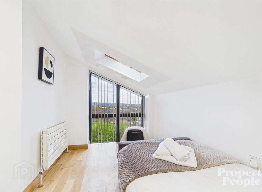 Apartment 18 Pottinger's Quay 25 Short Strand, Belfast, BT5 4AS