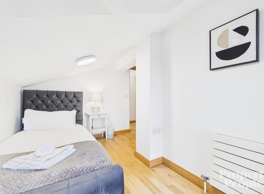 Apartment 18 Pottinger's Quay 25 Short Strand, Belfast, BT5 4AS