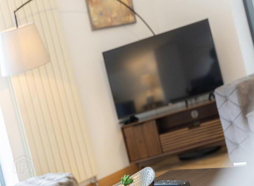 Apartment 18 Pottinger's Quay 25 Short Strand, Belfast, BT5 4AS