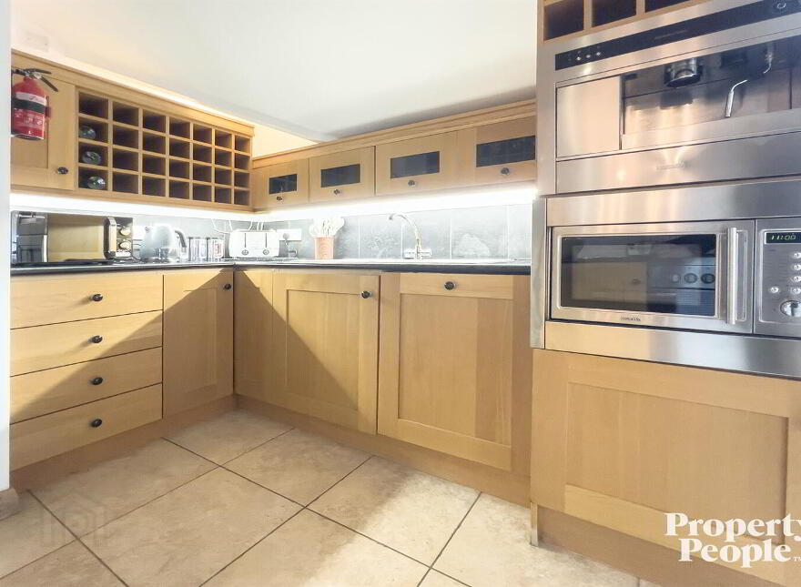 Apartment 18 Pottinger's Quay 25 Short Strand, Belfast, BT5 4AS