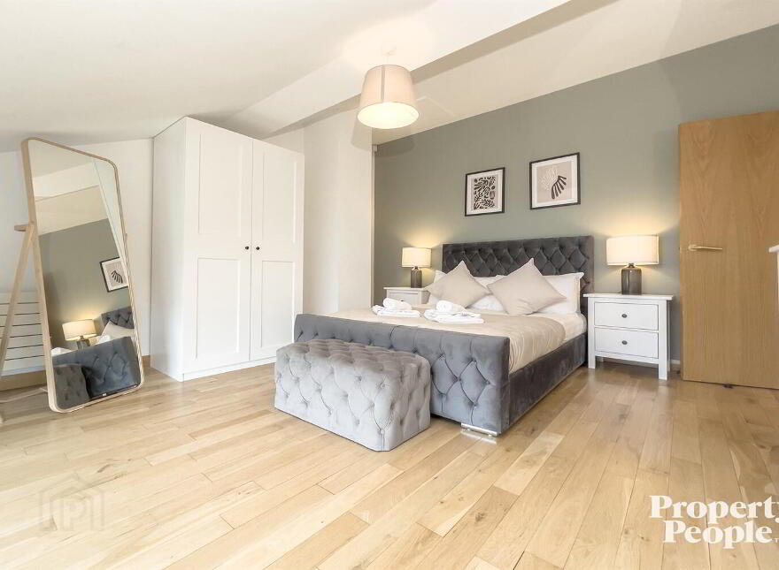 Apartment 18 Pottinger's Quay 25 Short Strand, Belfast, BT5 4AS