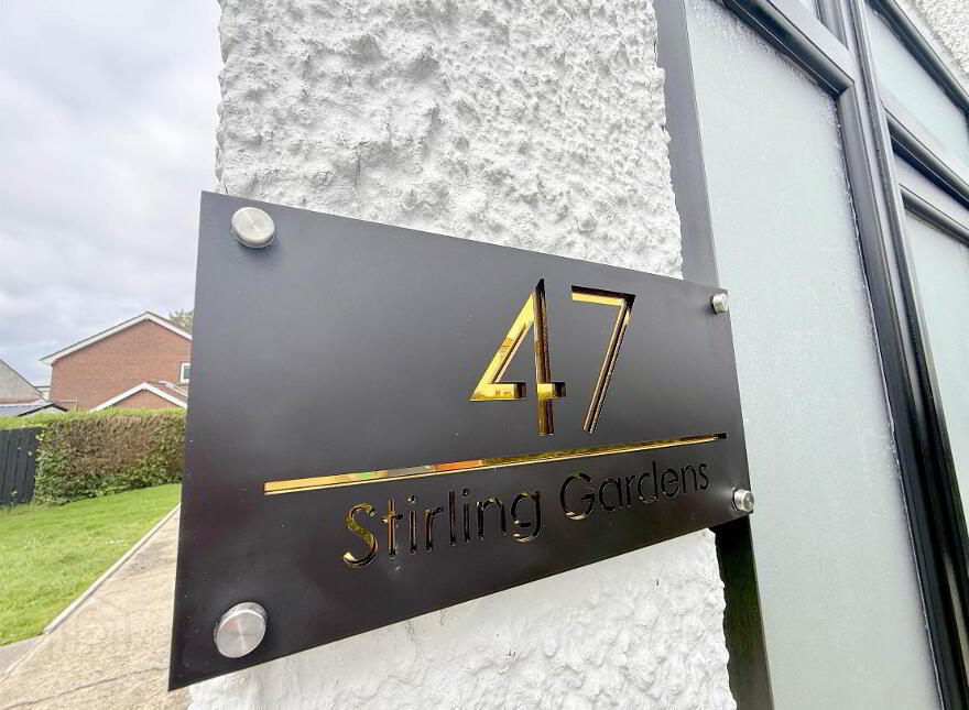 47 Stirling Gardens, Cregagh, Belfast, BT6 9JW