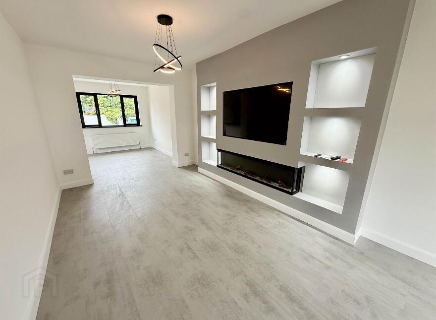 47 Stirling Gardens, Cregagh, Belfast, BT6 9JW