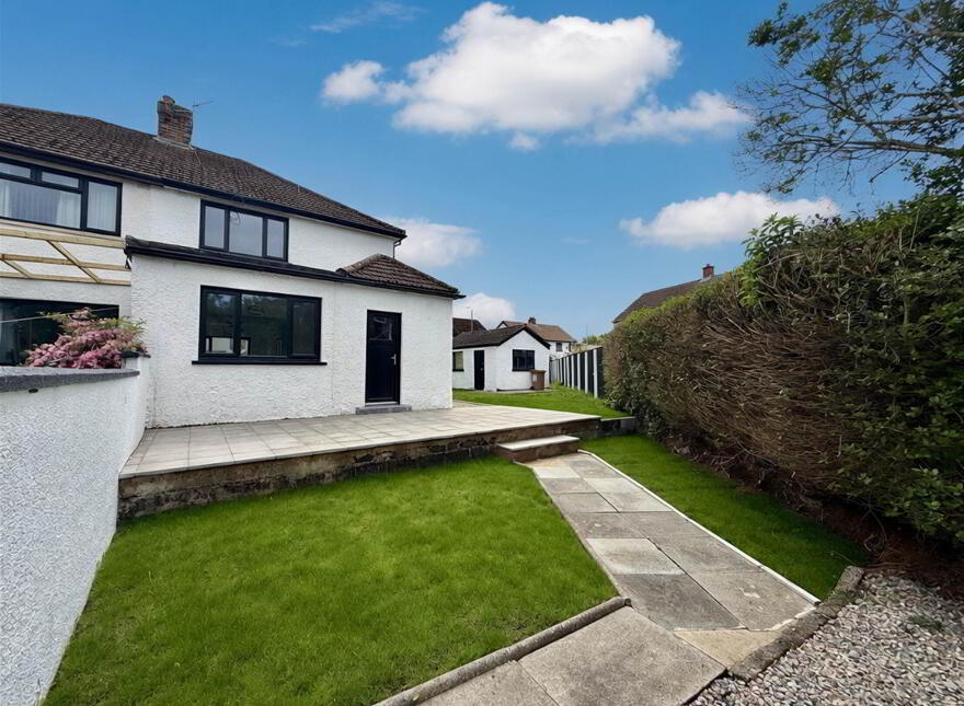 47 Stirling Gardens, Cregagh, Belfast, BT6 9JW