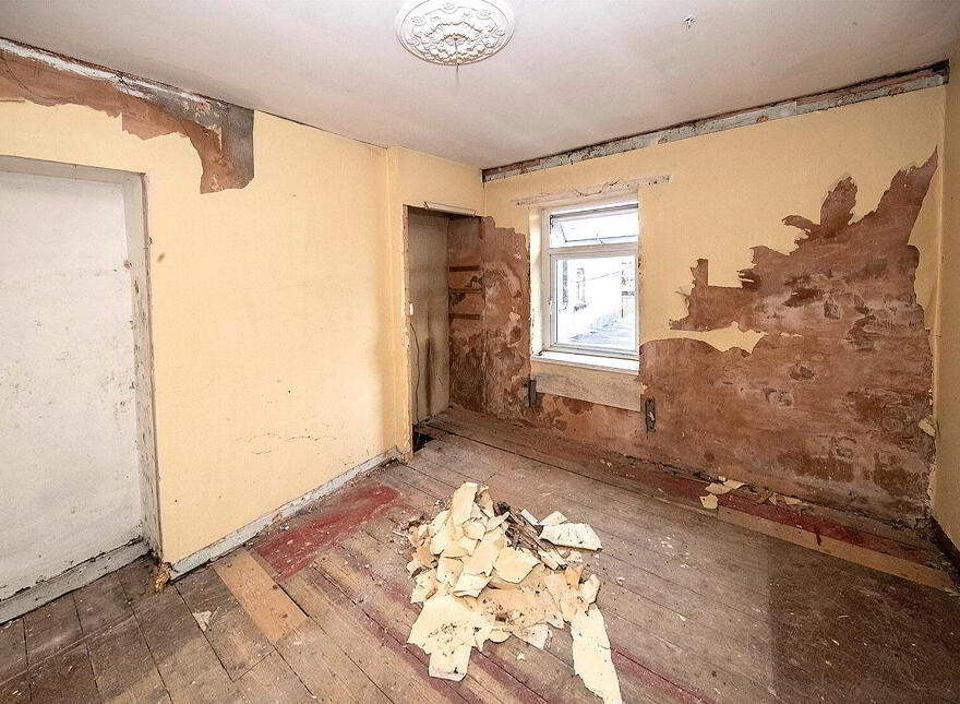 16 Saint Thomas Terrace, Saint Thomas Street, Dungarvan, X35XF59