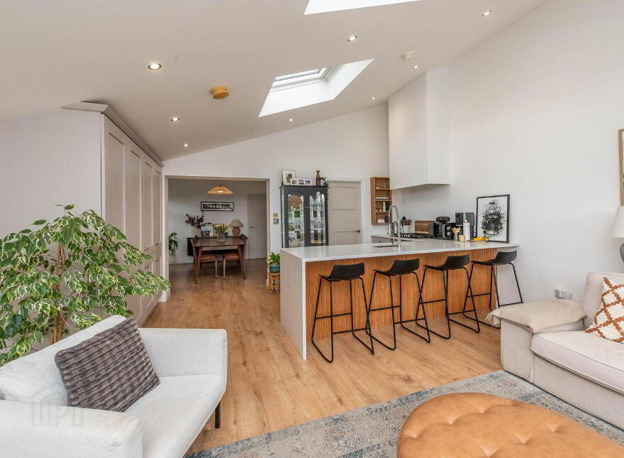 24 Mullaghmore Park, Greenisland, Carrickfergus, BT38 8RG