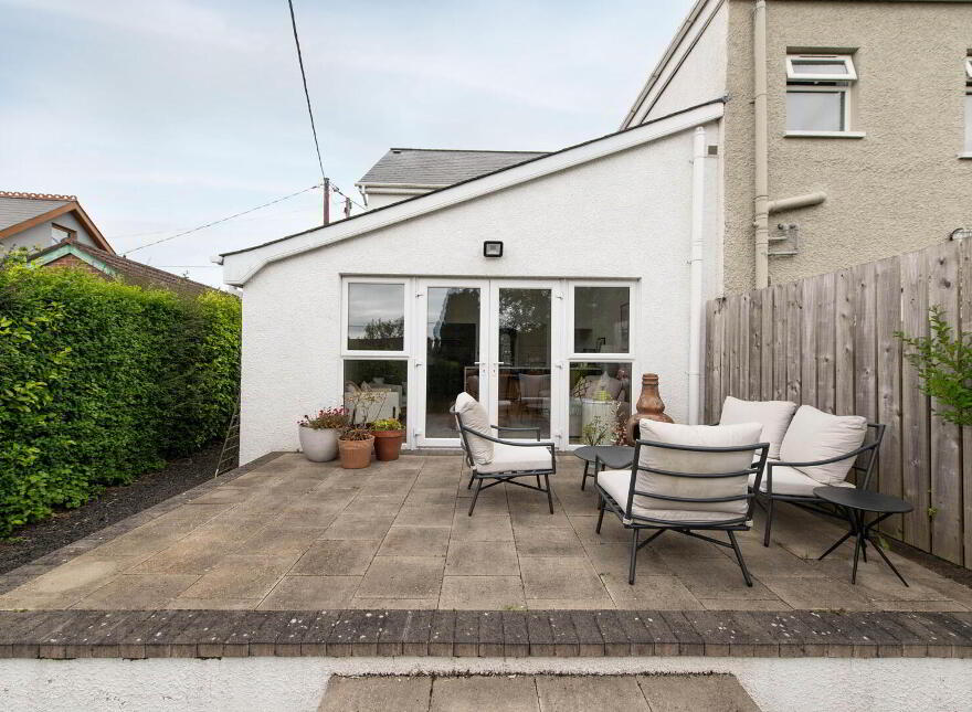 24 Mullaghmore Park, Greenisland, Carrickfergus, BT38 8RG