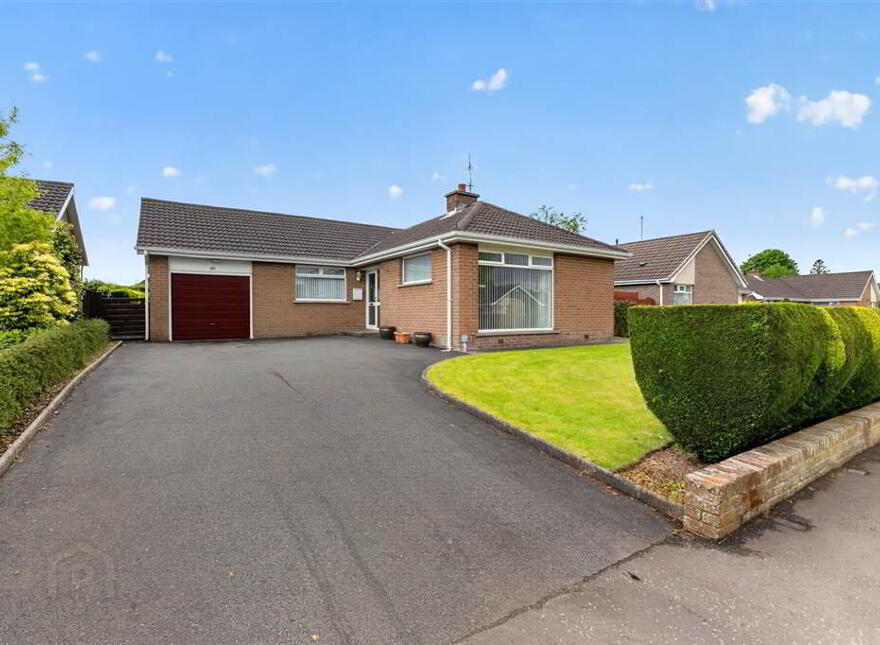 40 Magheralave Park East, Lisburn, BT28 3BT